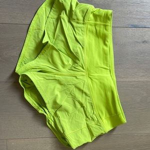 Lululemon speed up shorts inseam 2.5. Size 2.